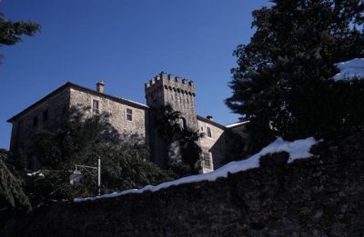 scorcio dell'antico castello sito a Filattiera (MS)